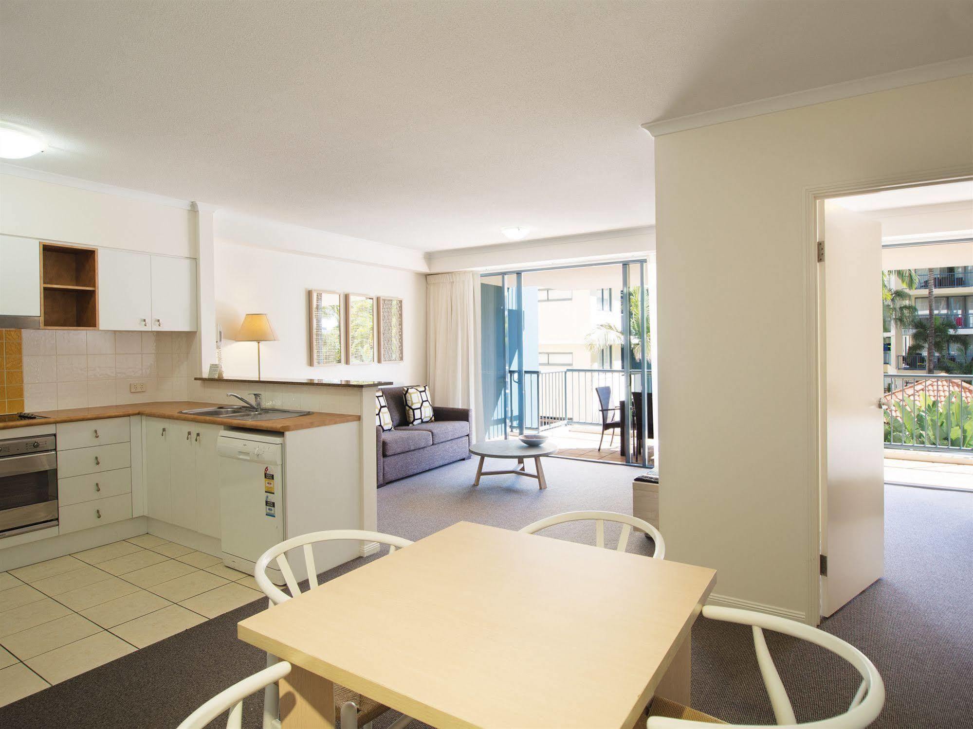 Oaks Sunshine Coast Seaforth Aparthotel 4*